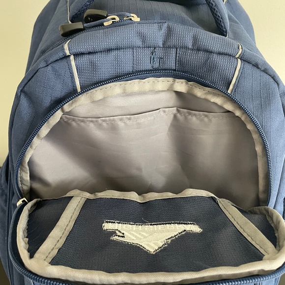 High Sierra Freewheel Wheeled Laptop Backpack, True Navy, 20.5 x 13.5 x 8-Inch - Picture 10 of 14